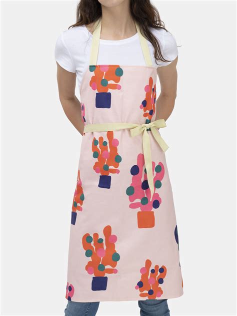 design own apron.